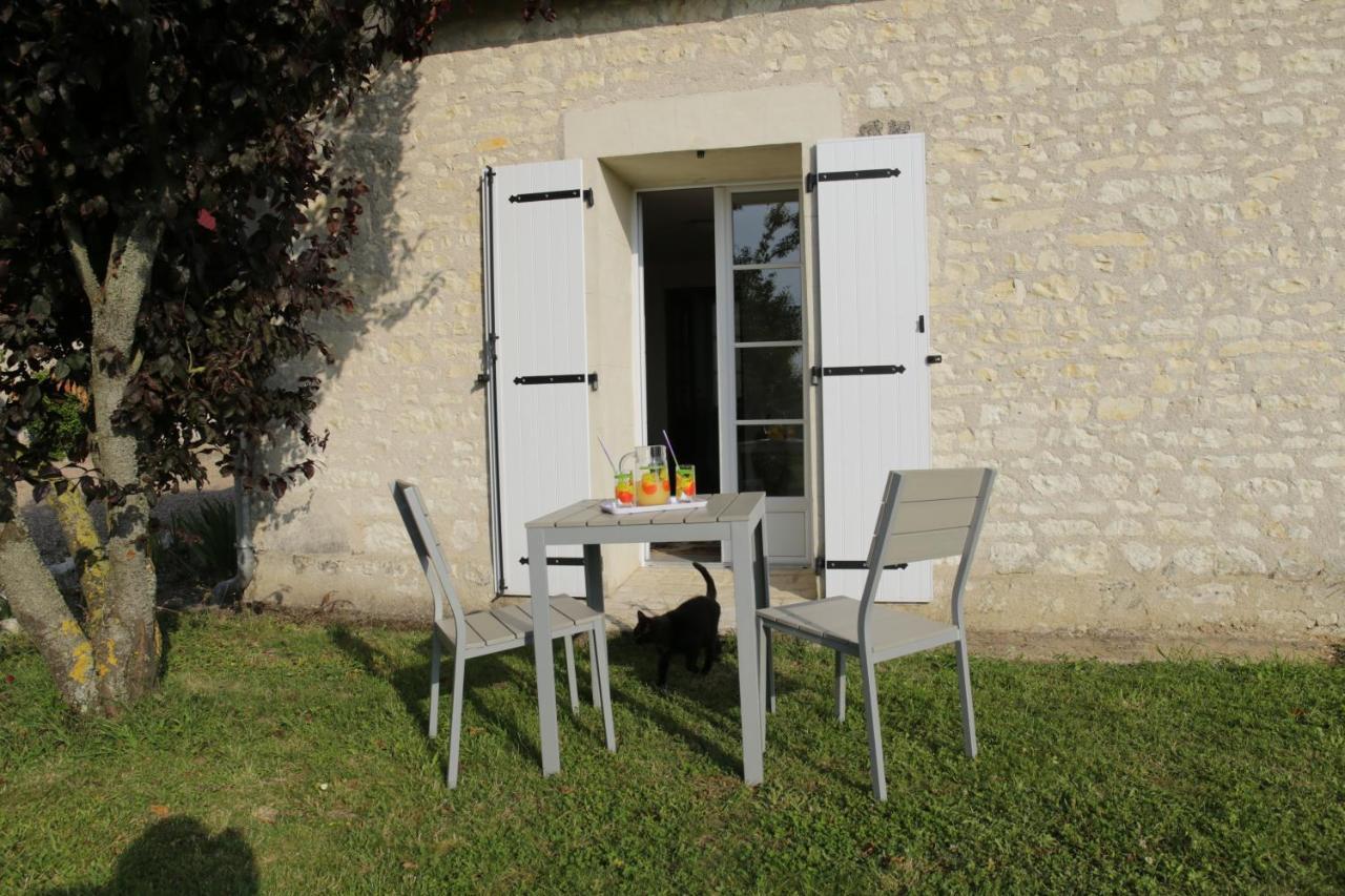 Le Verger Des Hirondelles Chambres Hotes Bournan ภายนอก รูปภาพ